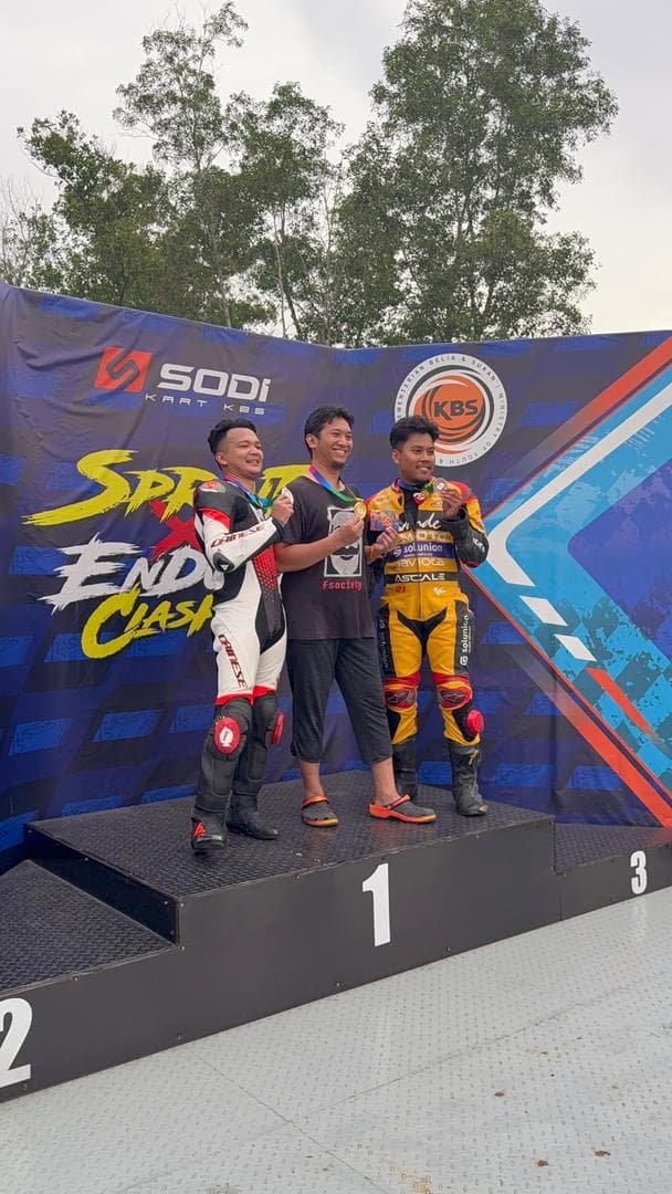 KRS rider on track